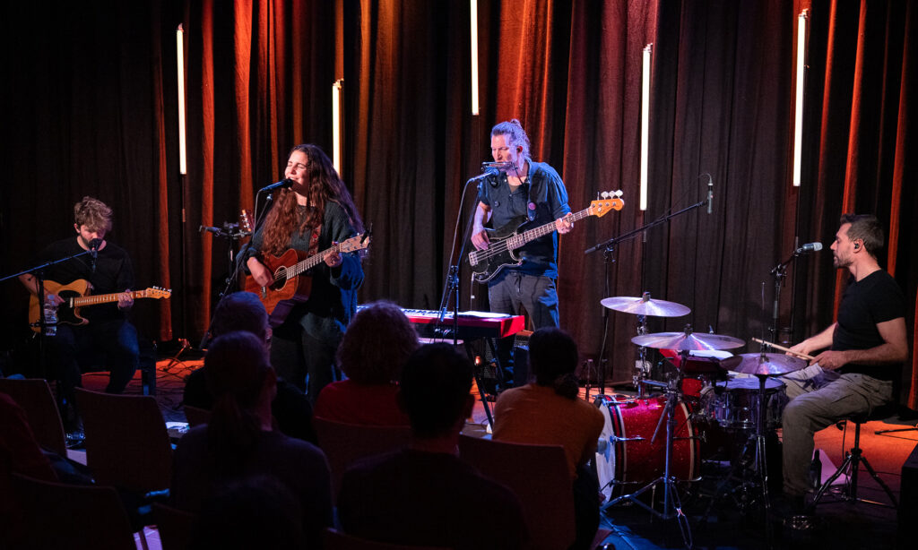 Johnny Simon